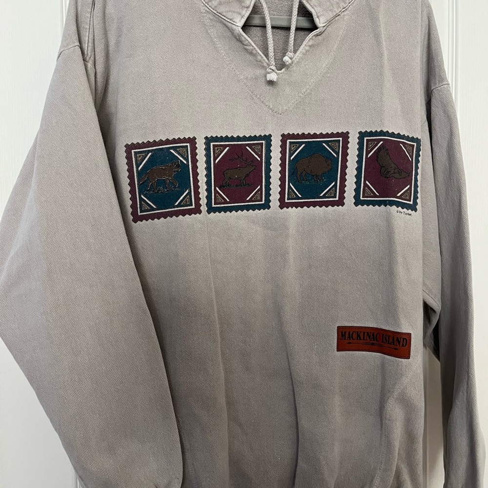 BY TAYLOR 100% American Original Pullover Size L/XL